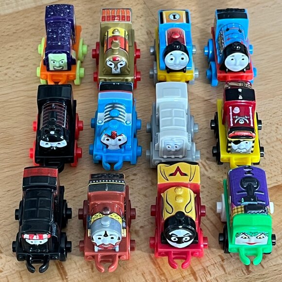 Thomas & Friends Toy Trains MINIS Mixed Train Lot - Picture 1 of 4